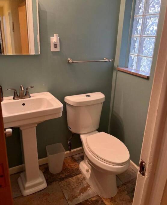 Nice Cozy Family-Sized Home In Quiet Neighborhood Oak Park Esterno foto