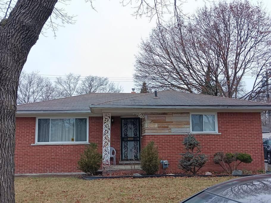 Nice Cozy Family-Sized Home In Quiet Neighborhood Oak Park Esterno foto