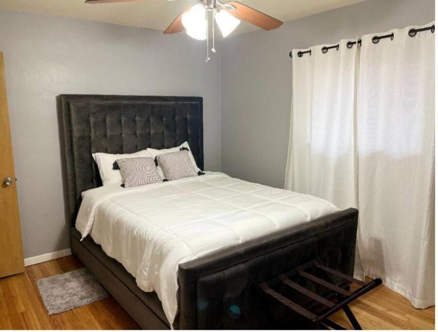 Nice Cozy Family-Sized Home In Quiet Neighborhood Oak Park Esterno foto